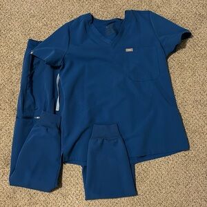 Women’s Royal Blue FIGS Scrub Set/ Size Medium